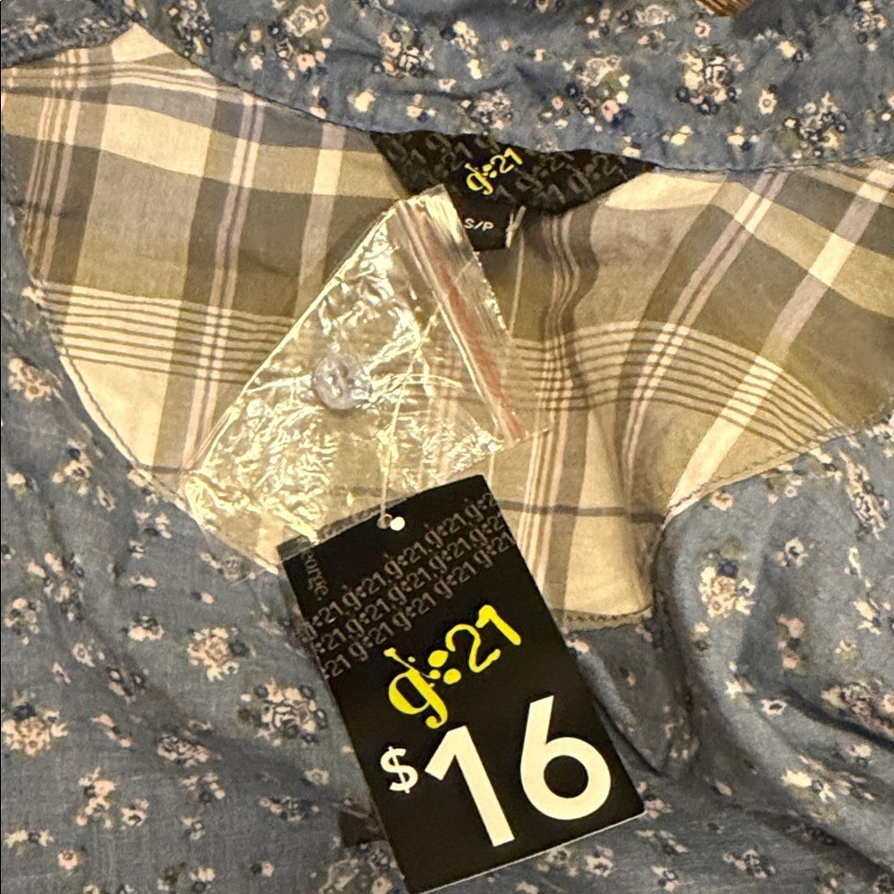 Floral Blue Women's Blouse - Picture 10 of 10